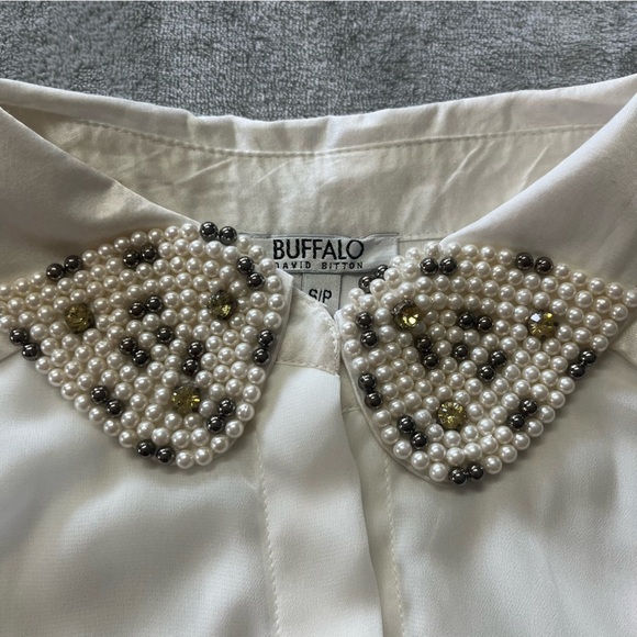 NWOT Buffalo David Bitton Sheer Off White Sleeveless Beaded Blouse Top - Picture 3 of 10